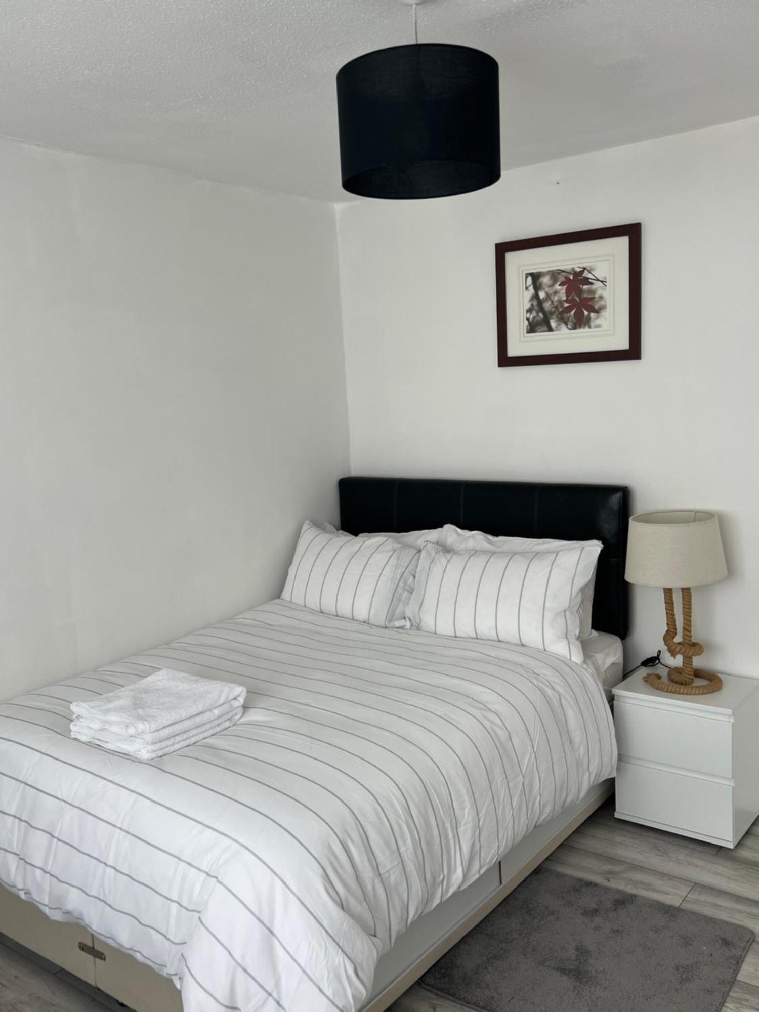 Auxano Apartments London Bagian luar foto
