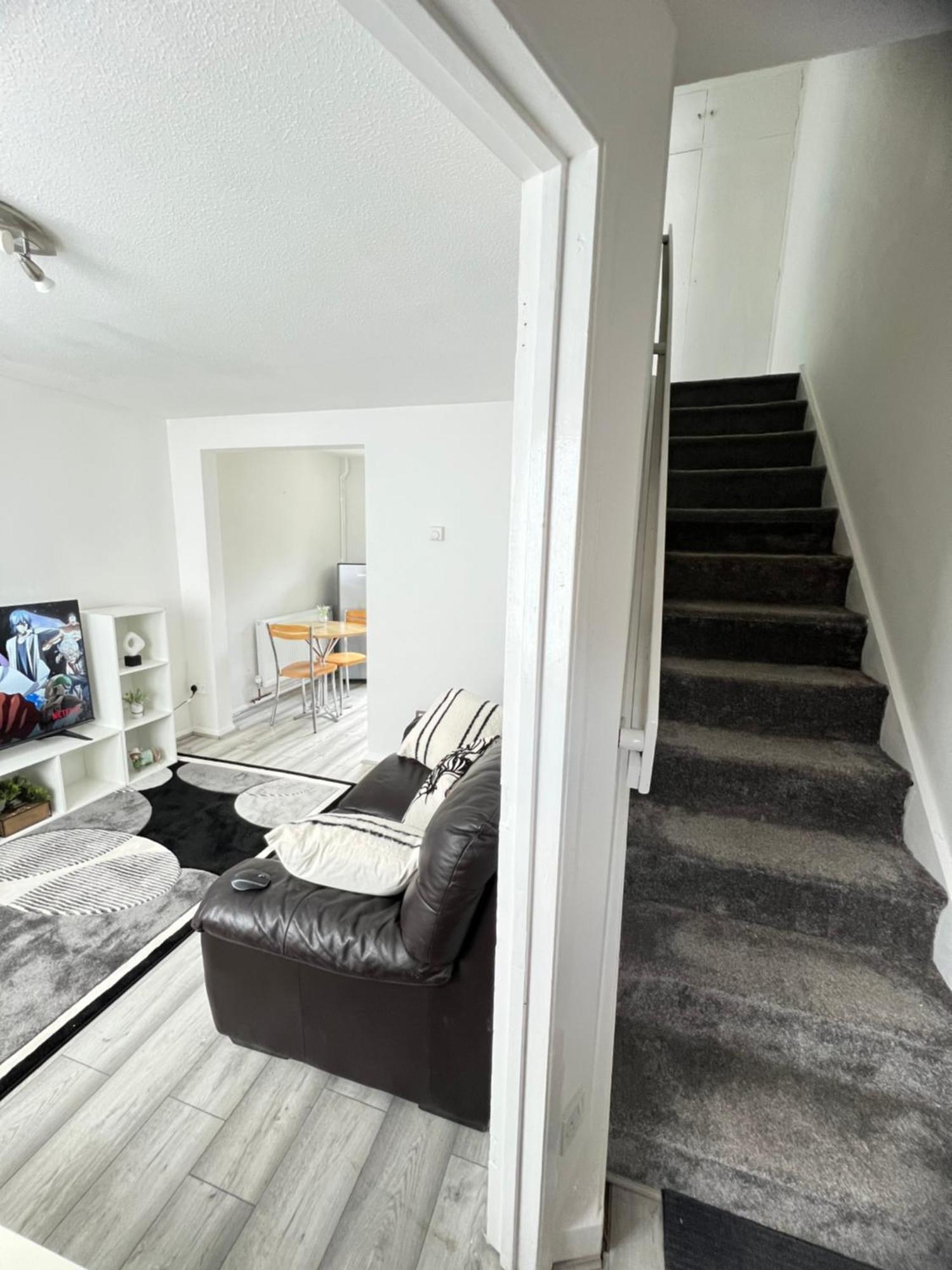 Auxano Apartments London Bagian luar foto